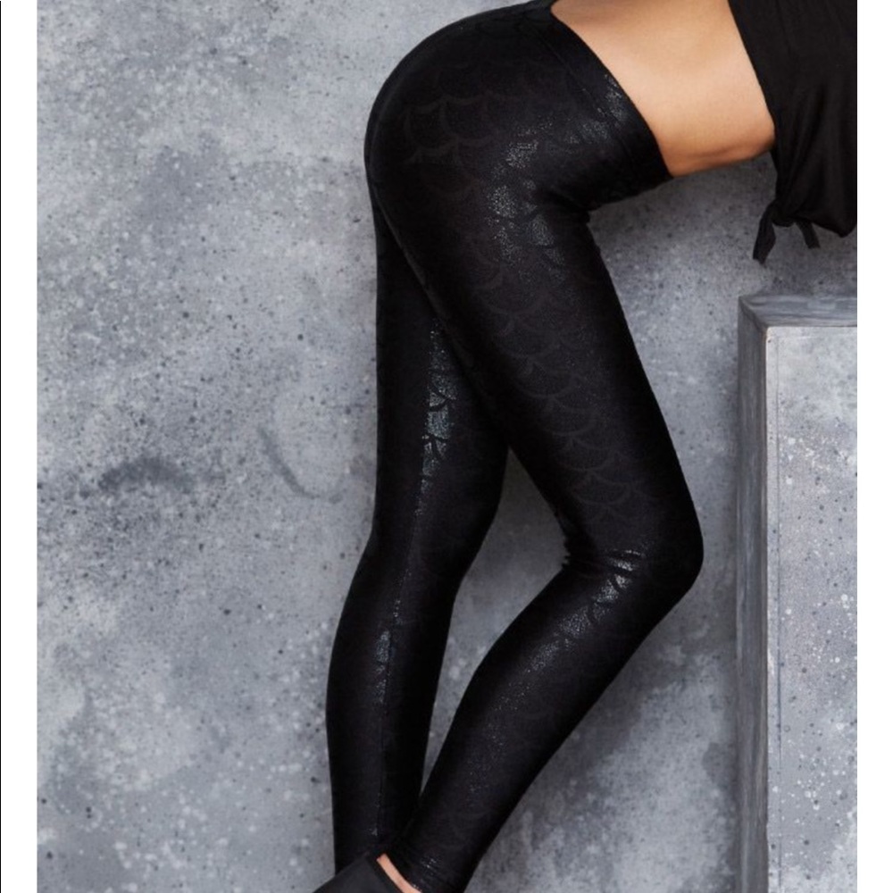 Blackmilk Midnight Mermaid leggings